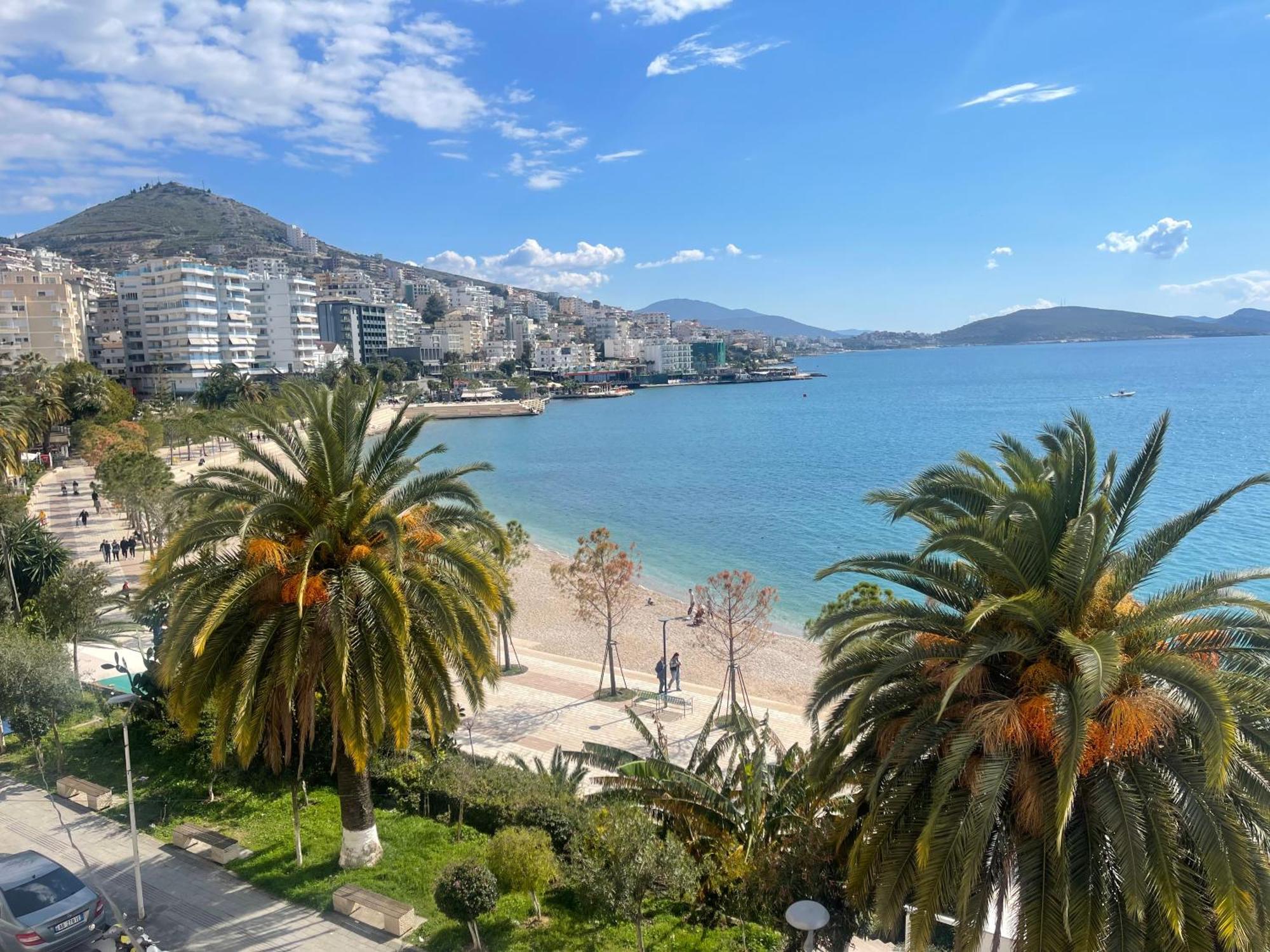 Caramel Sun Studios Apts Sarande Exterior photo